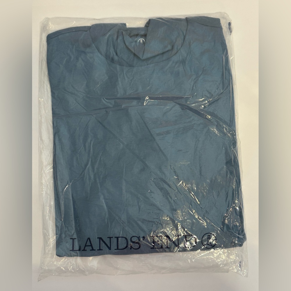 Men’s Lands’ End Mock Turtleneck - M- Aspen Blue